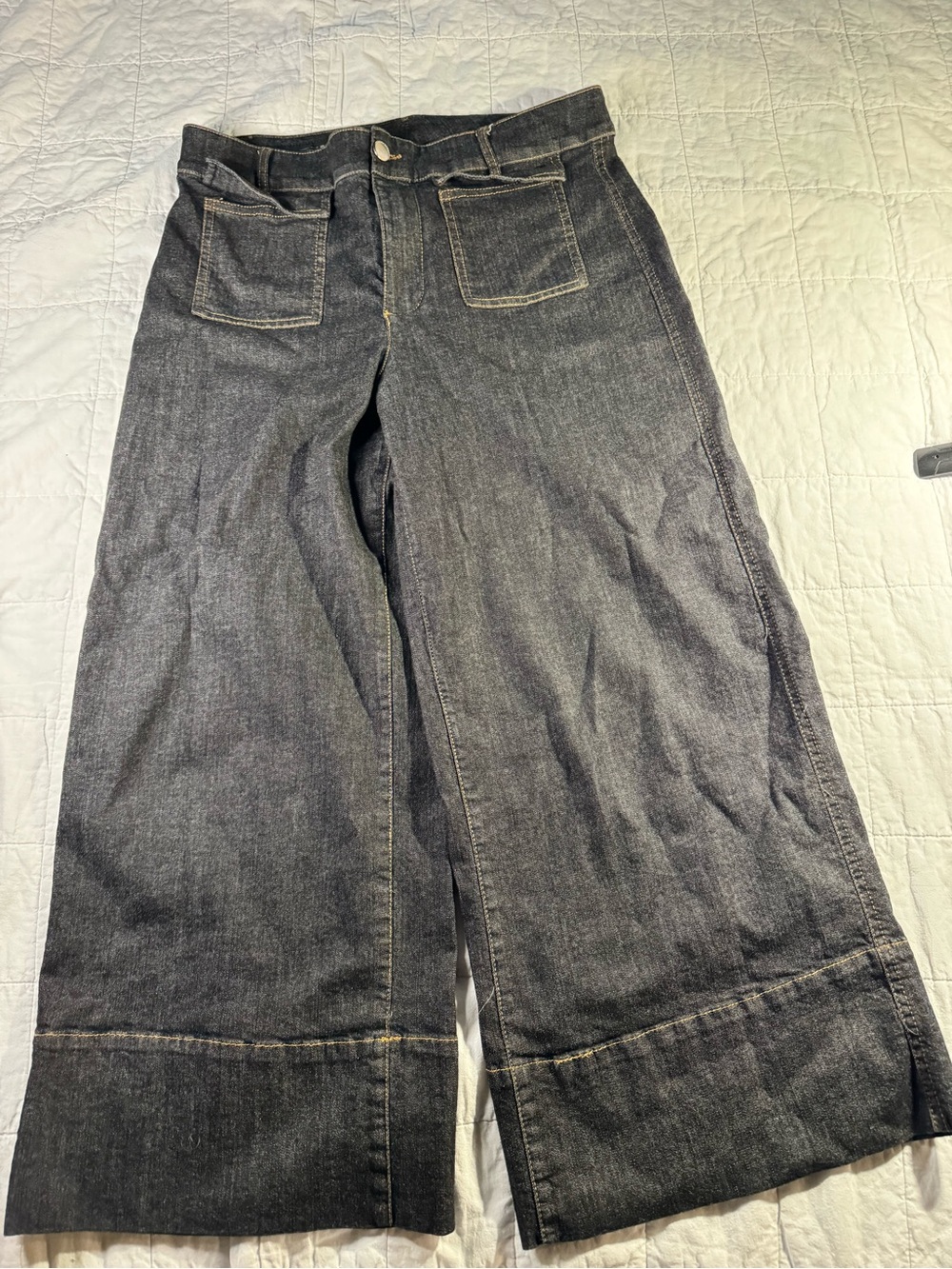 Zara Black Wide-Leg Flare Jeans with Front Patch Pockets